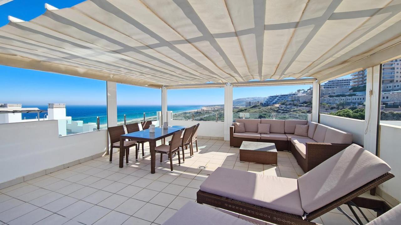 ארנאלס דל סול Beachfront Luxury Apartments By Nras מראה חיצוני תמונה