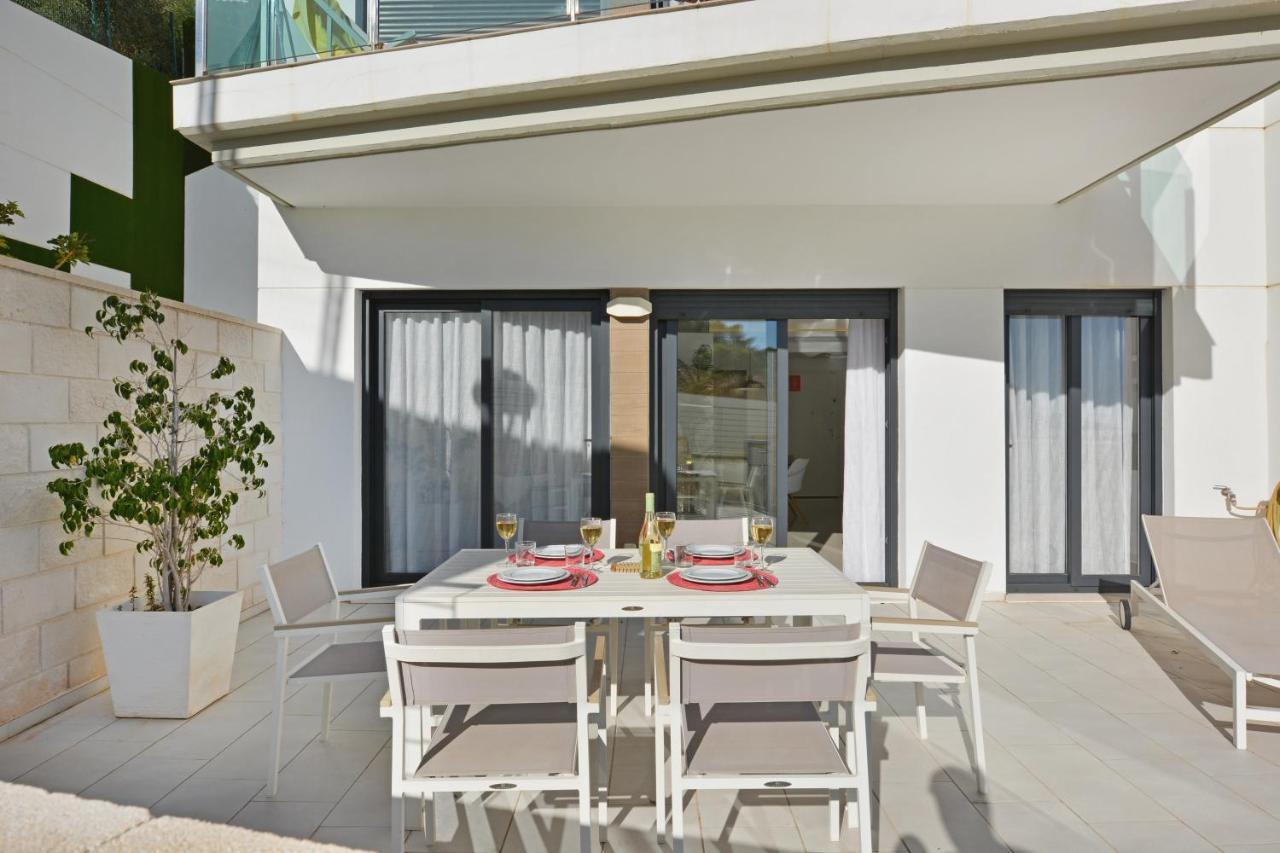 ארנאלס דל סול Beachfront Luxury Apartments By Nras מראה חיצוני תמונה