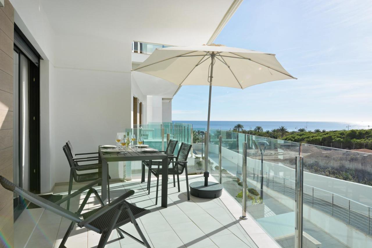 ארנאלס דל סול Beachfront Luxury Apartments By Nras מראה חיצוני תמונה