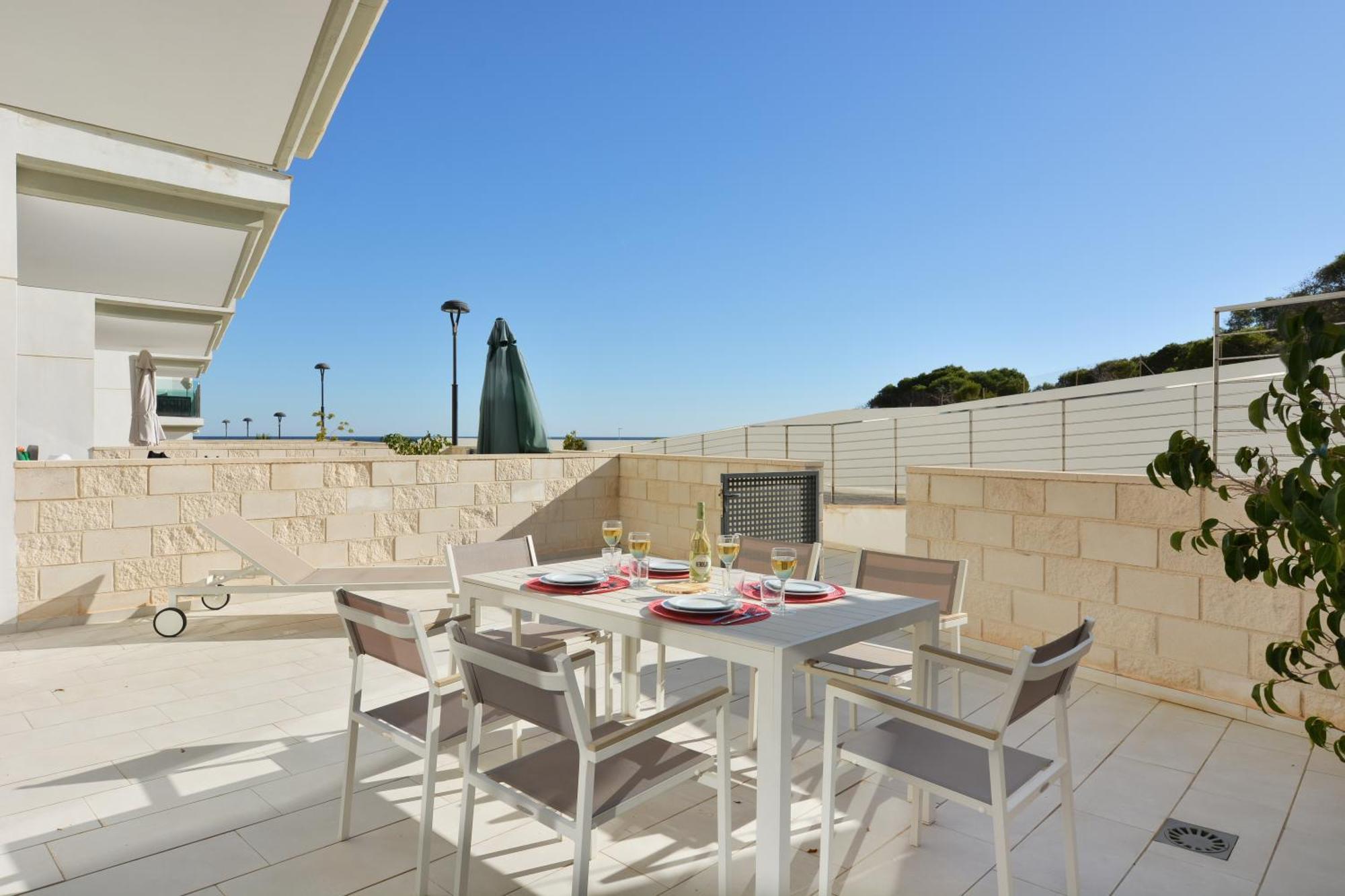 ארנאלס דל סול Beachfront Luxury Apartments By Nras חדר תמונה