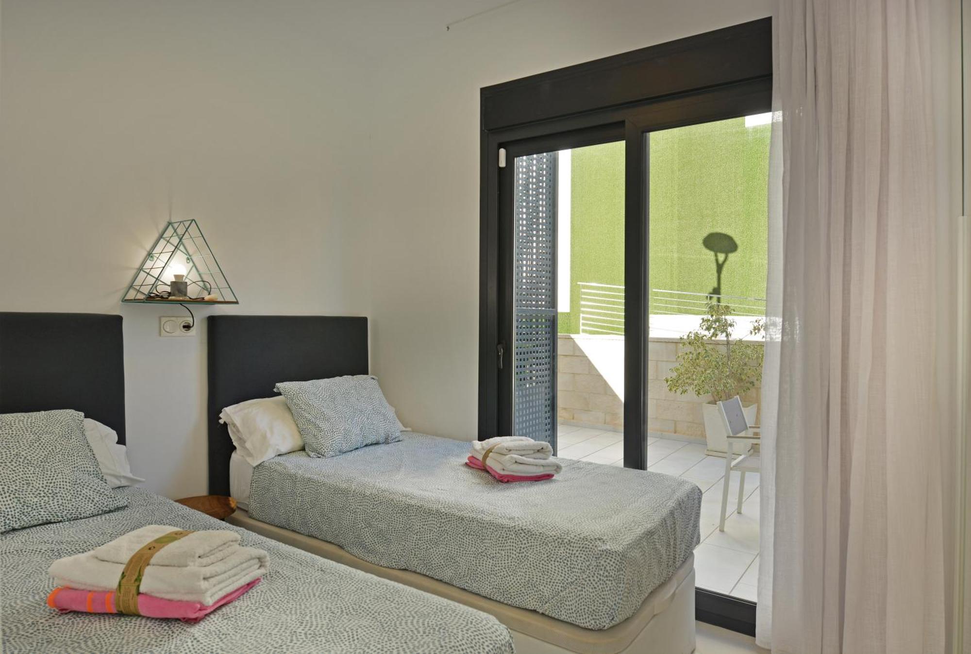 ארנאלס דל סול Beachfront Luxury Apartments By Nras חדר תמונה