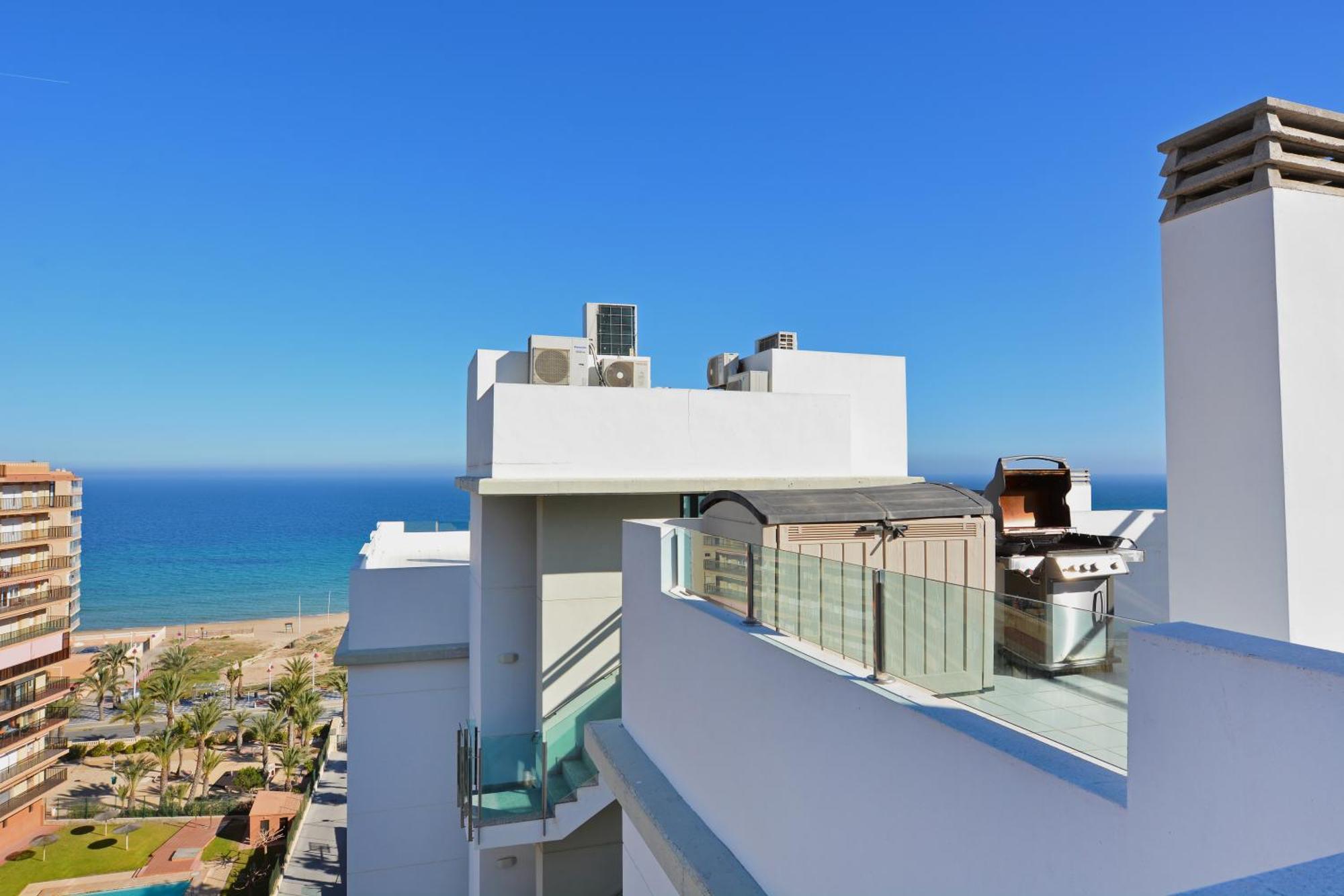 ארנאלס דל סול Beachfront Luxury Apartments By Nras חדר תמונה