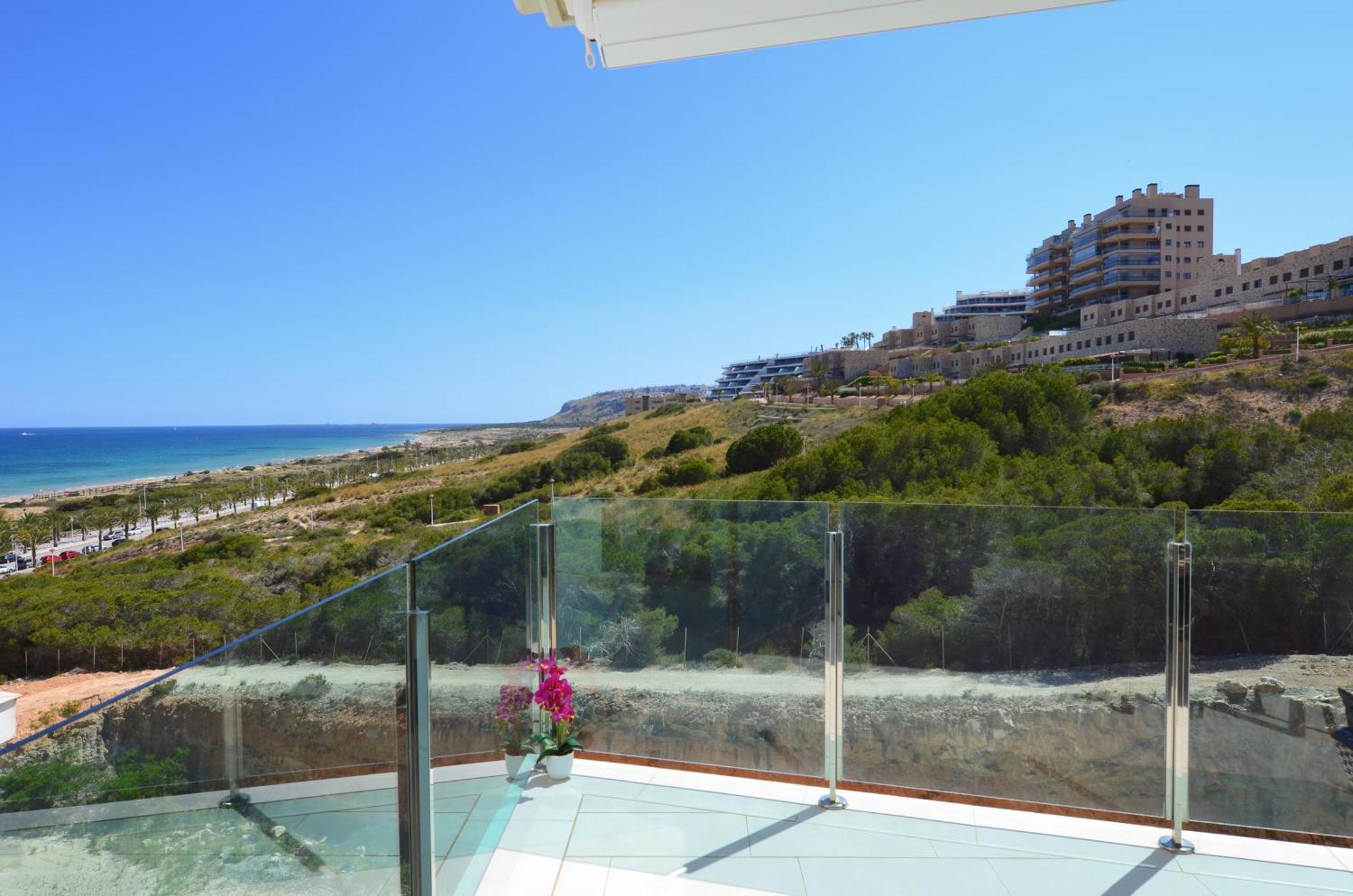 ארנאלס דל סול Beachfront Luxury Apartments By Nras חדר תמונה