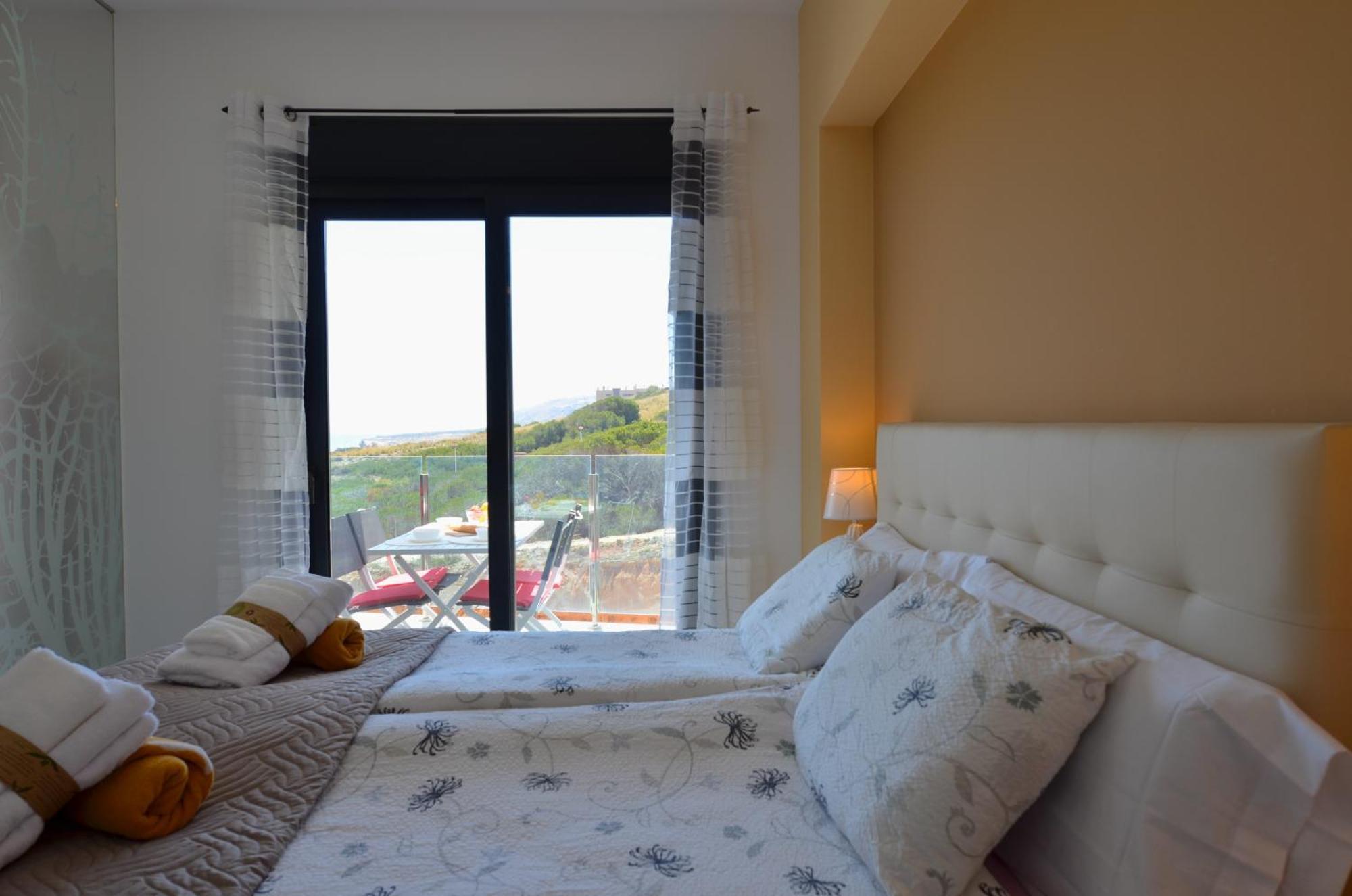 ארנאלס דל סול Beachfront Luxury Apartments By Nras חדר תמונה